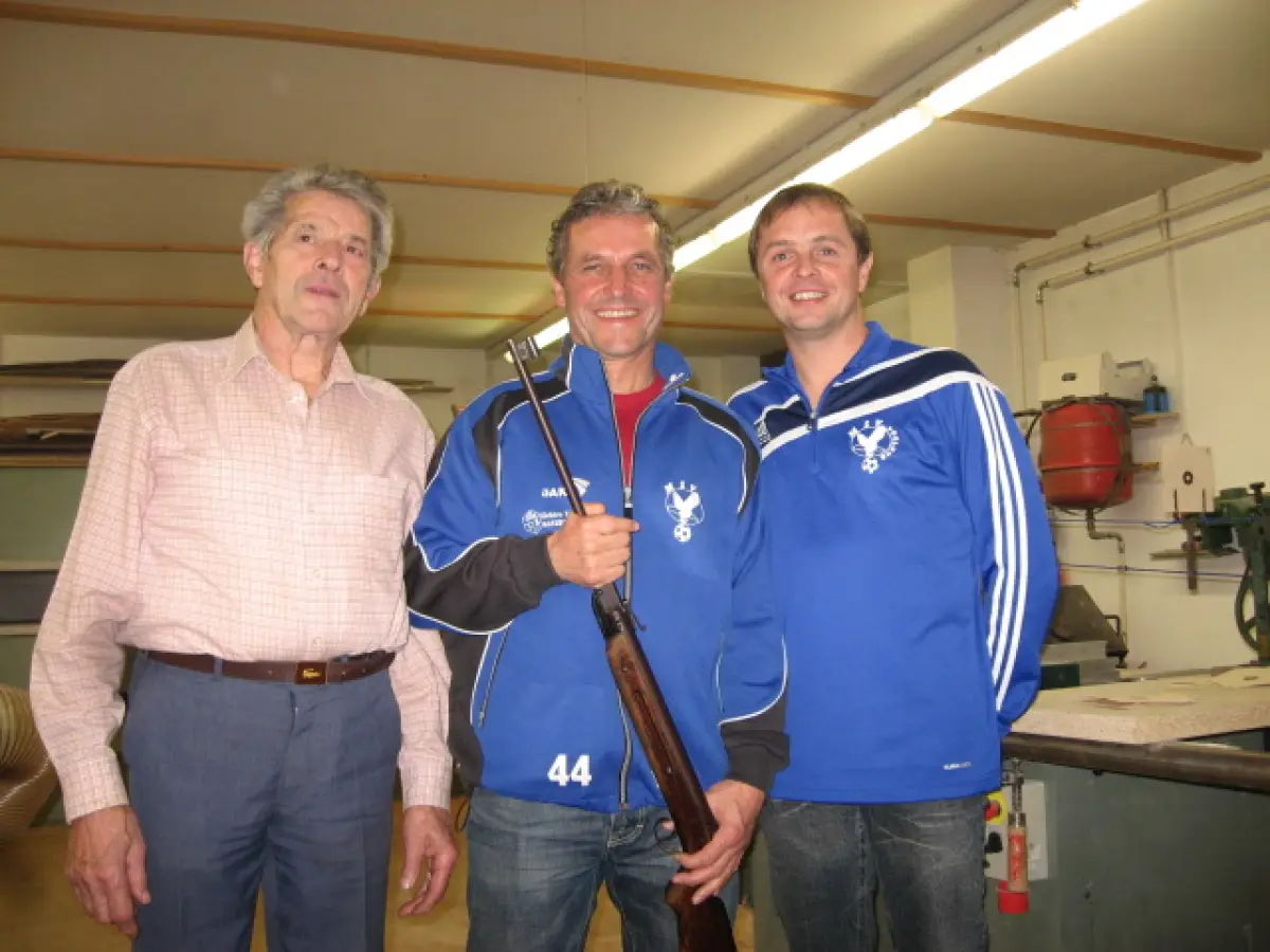 Siegerfoto Zimmergewehrschießen 2010